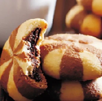 2024 automatic all biscuit machine cookie machine  chocolate sandwich biscuit making machine