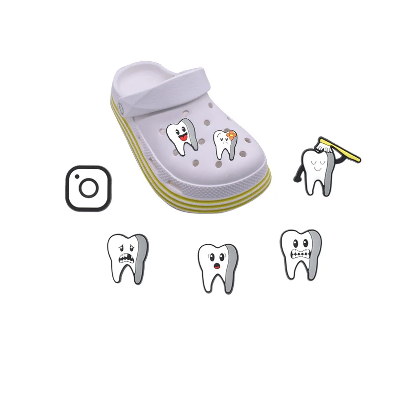 2023 new design factory wholesale pvc toothbrush shoe amulet tooth health amulet crocodile amulet