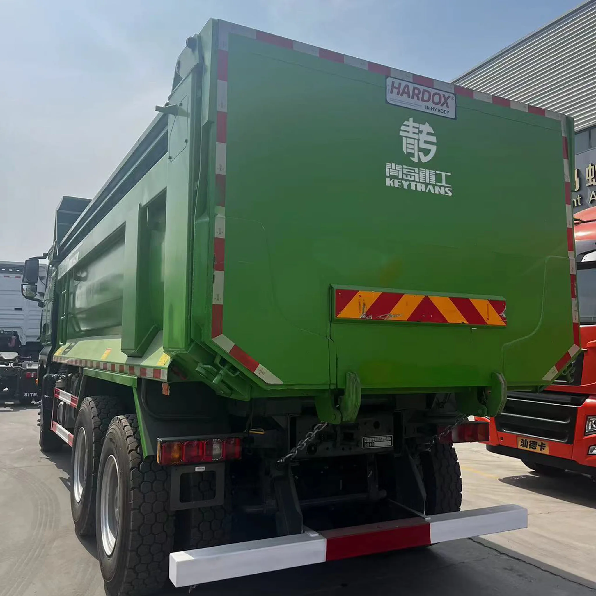 Factory Price Export Hot Special New Car China National Heavy Truck ShanDeka SITRAK G7 Heavy Truck 500hp 6x2 Dump Truck