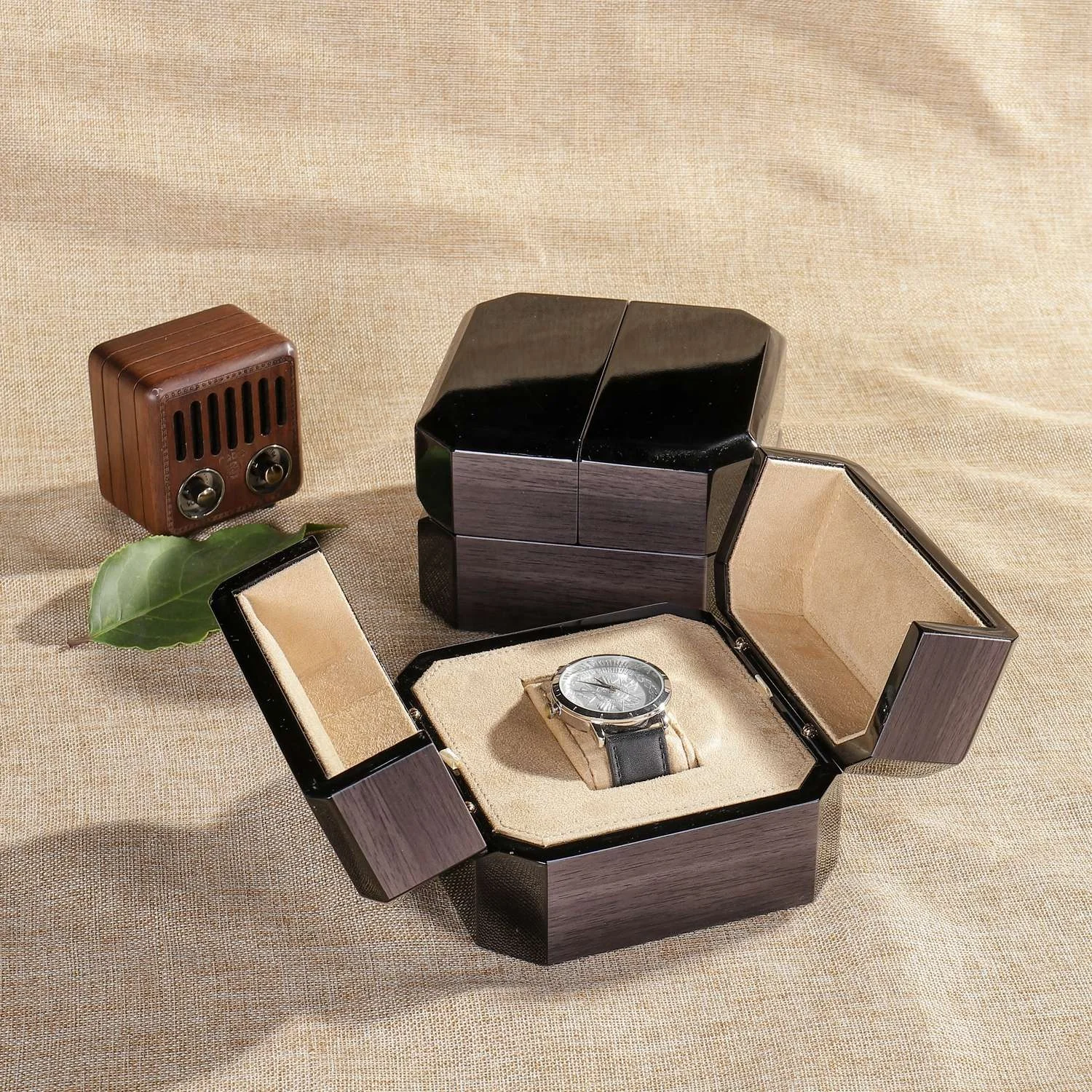 Factory Wholesale High Grade Single Gift Watch Case Unique MDF Wooden Watch Box Luxury
