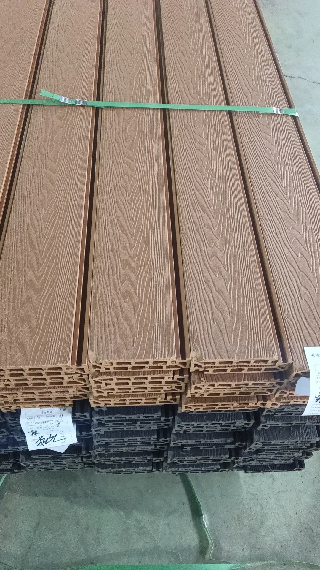 2023 hot selling Composite plastic eco-friendly endurable  outdoor coextrusion wpc decking