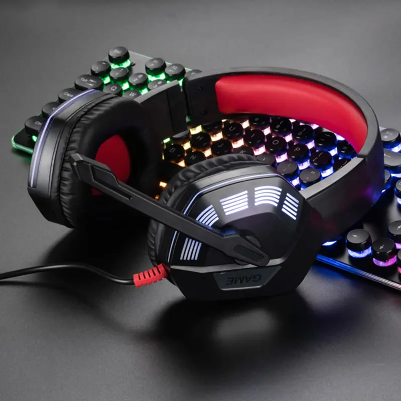 2022 New gaming earphones headsets USB wired headset comfortable noise canceling Gaming headphone with Mic and LED backlight, M1