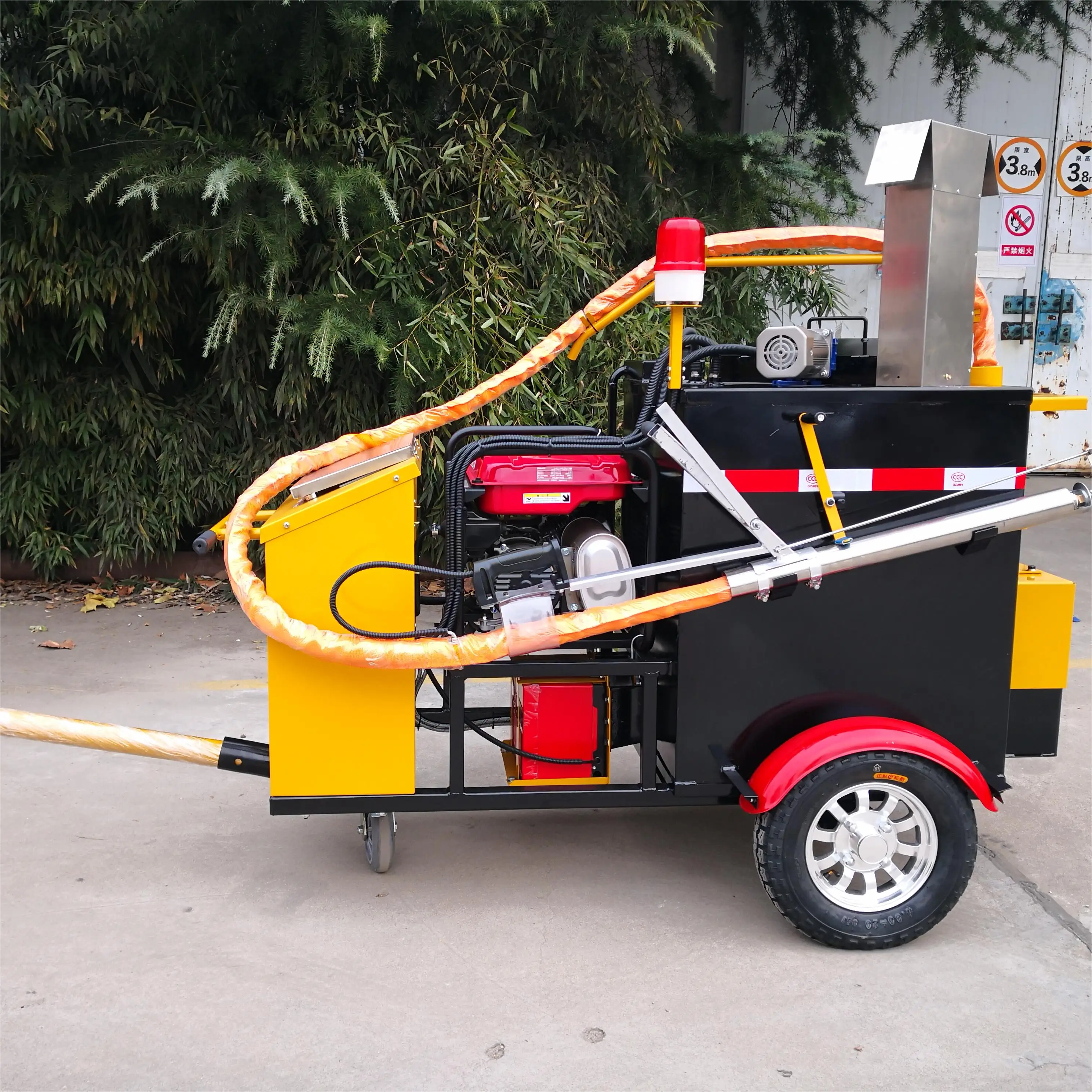 2024 New Multifunctional Automatic Filling Machine 20L60L100L200L350L Small Asphalt Sealing Machine