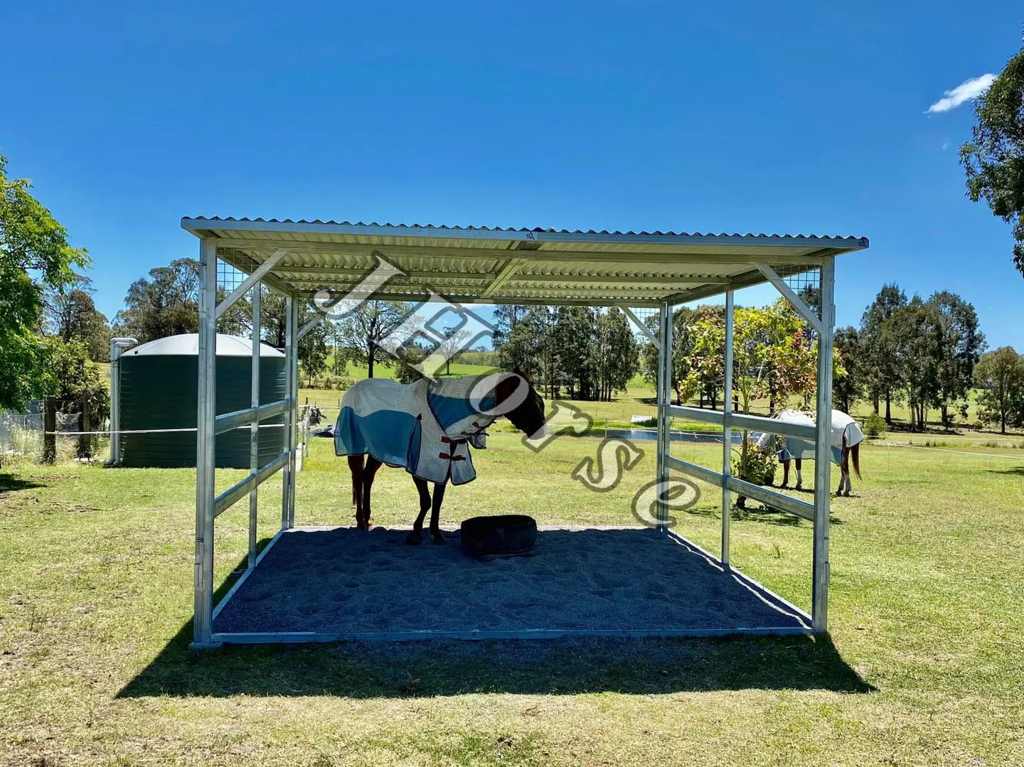 Прямая продажа легко собираемый портативный устойчивый к ультрафиолетовым воздействиям заполняющий навес для лошадей 3 6*3 6 м 4*4