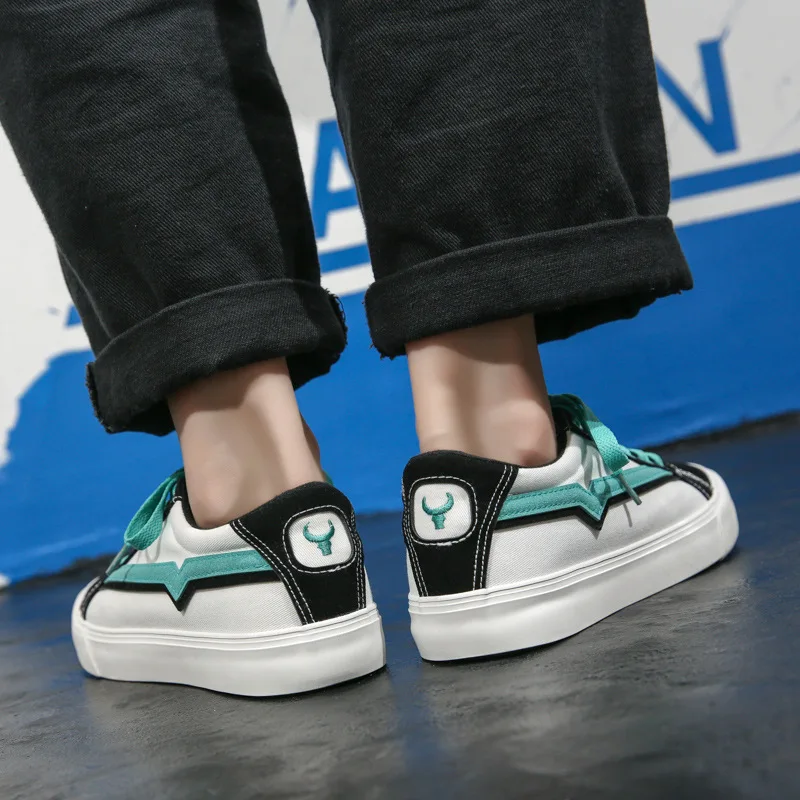 2022 new spring breathable canvas sneakers male boy students korean leisure trendy casual board wholesale OEM  flat shoes men