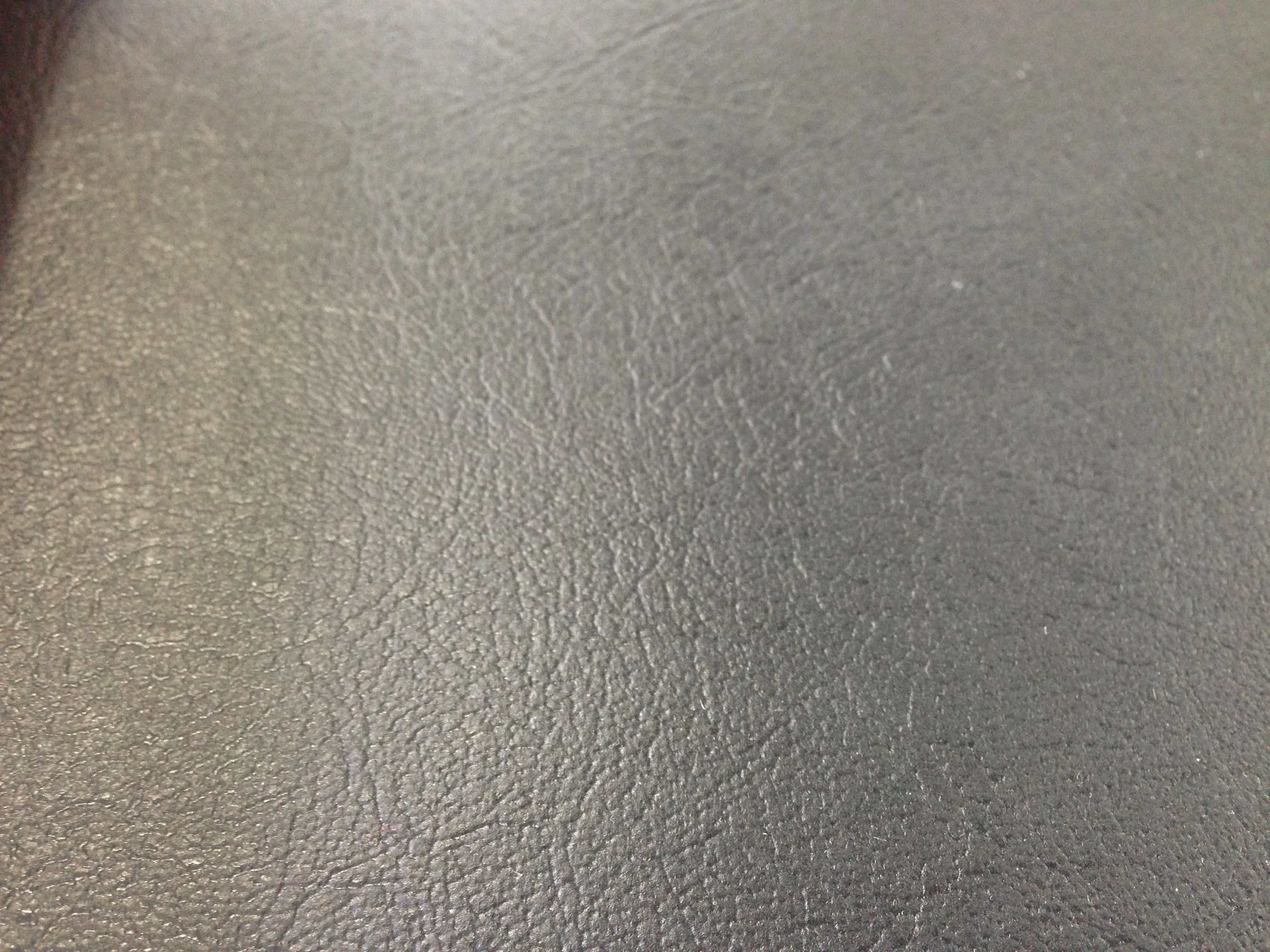 2.5 m 650gsm Tatami Leather Embossing One Side PVC Coating Tarpaulin for Slip-resistant Sport Mats