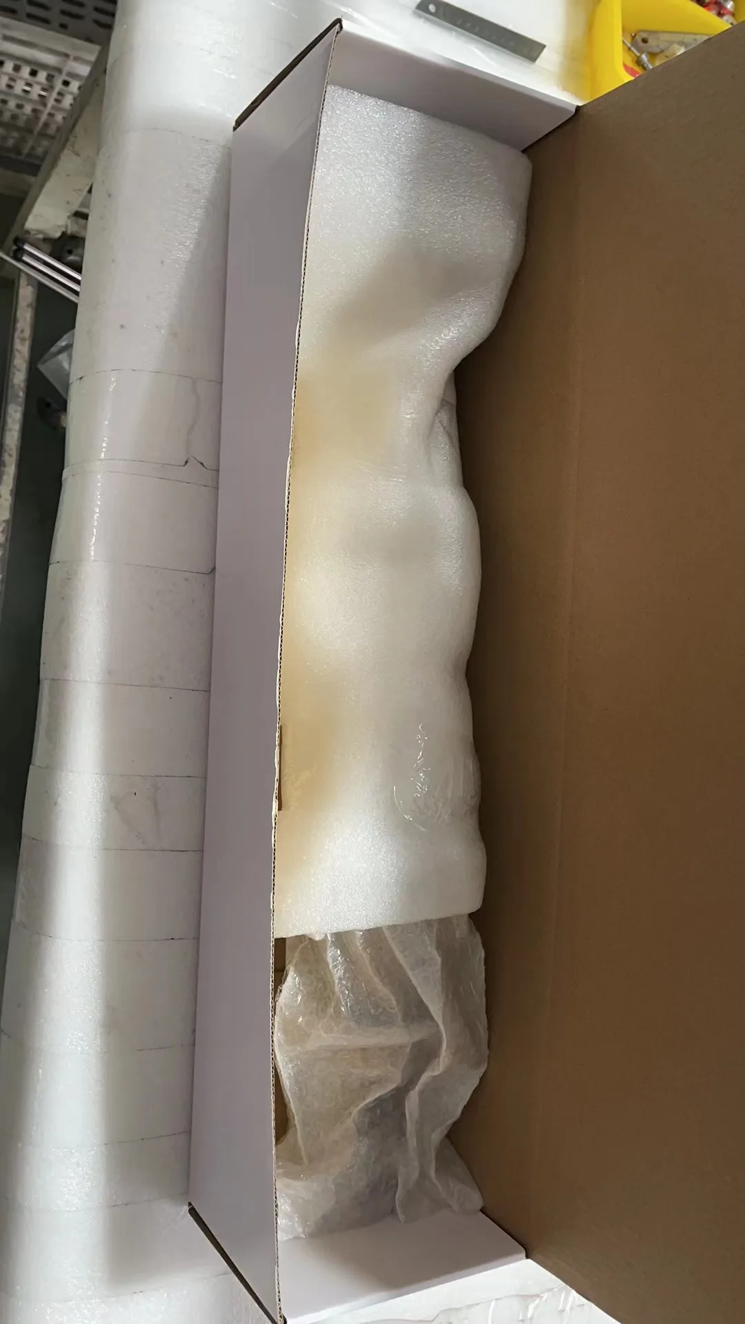 Column 4 Lines Beer Tower, 4 Taps Silver Color Snake Tower