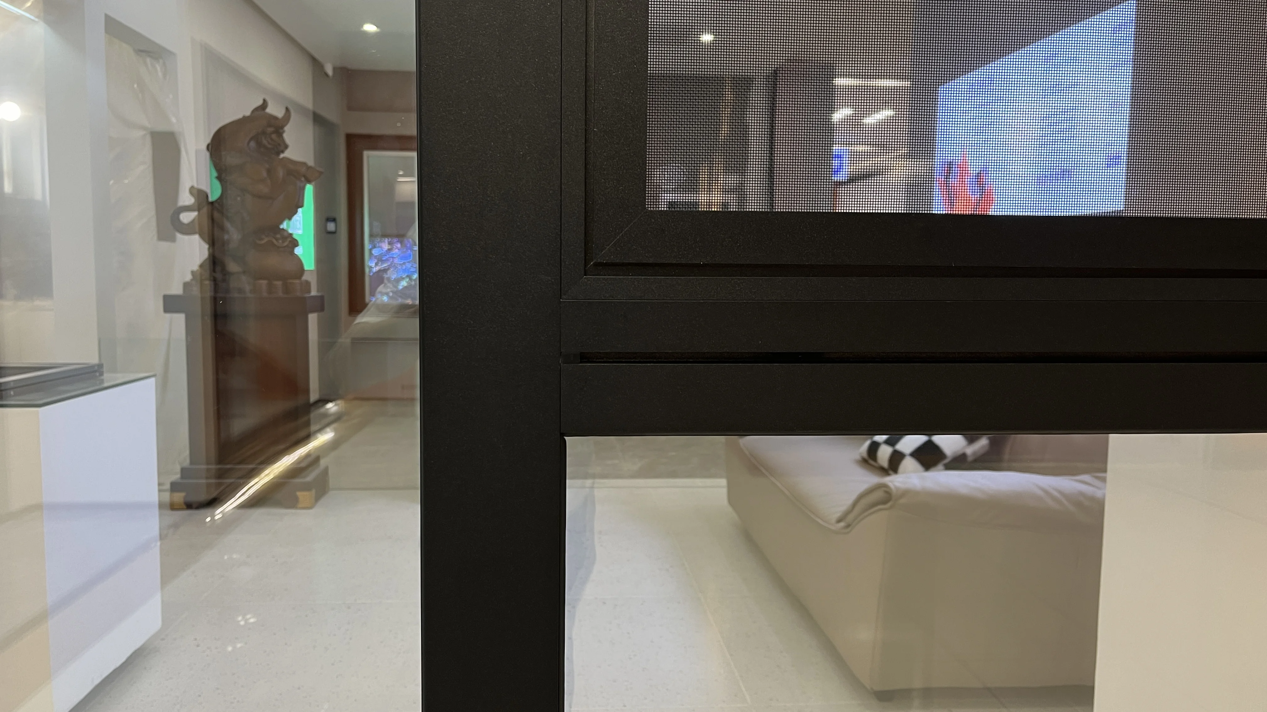 Custom Aluminium Windows Swing Open Style Built-In Stainless Steel Mosquito Net Horizontal Opening Pattern Magnetic Villas