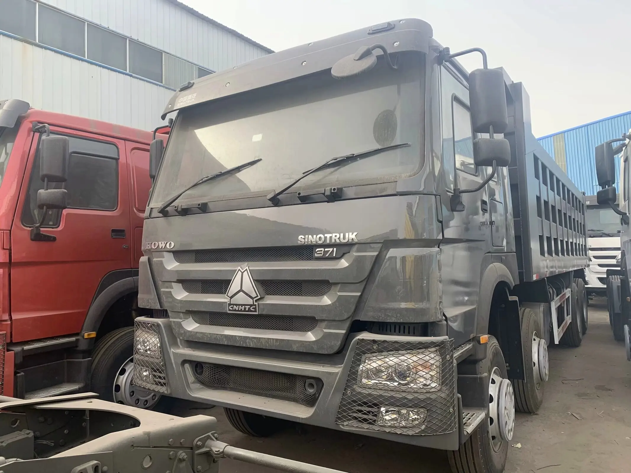 Лидер продаж высокое качество правый Привод HOWO 8*4 371HP подержочный самосвал для продажи