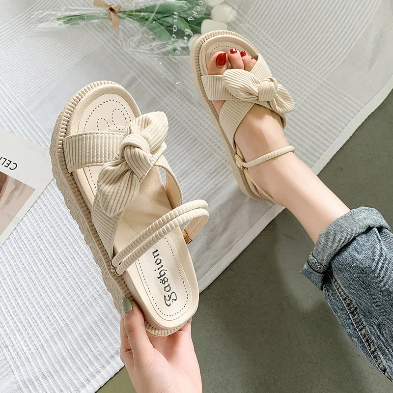 Sandals and slippers for women 2024 new summer fashion versatile flat bottomed outdoor shoes beach casual platform sandals