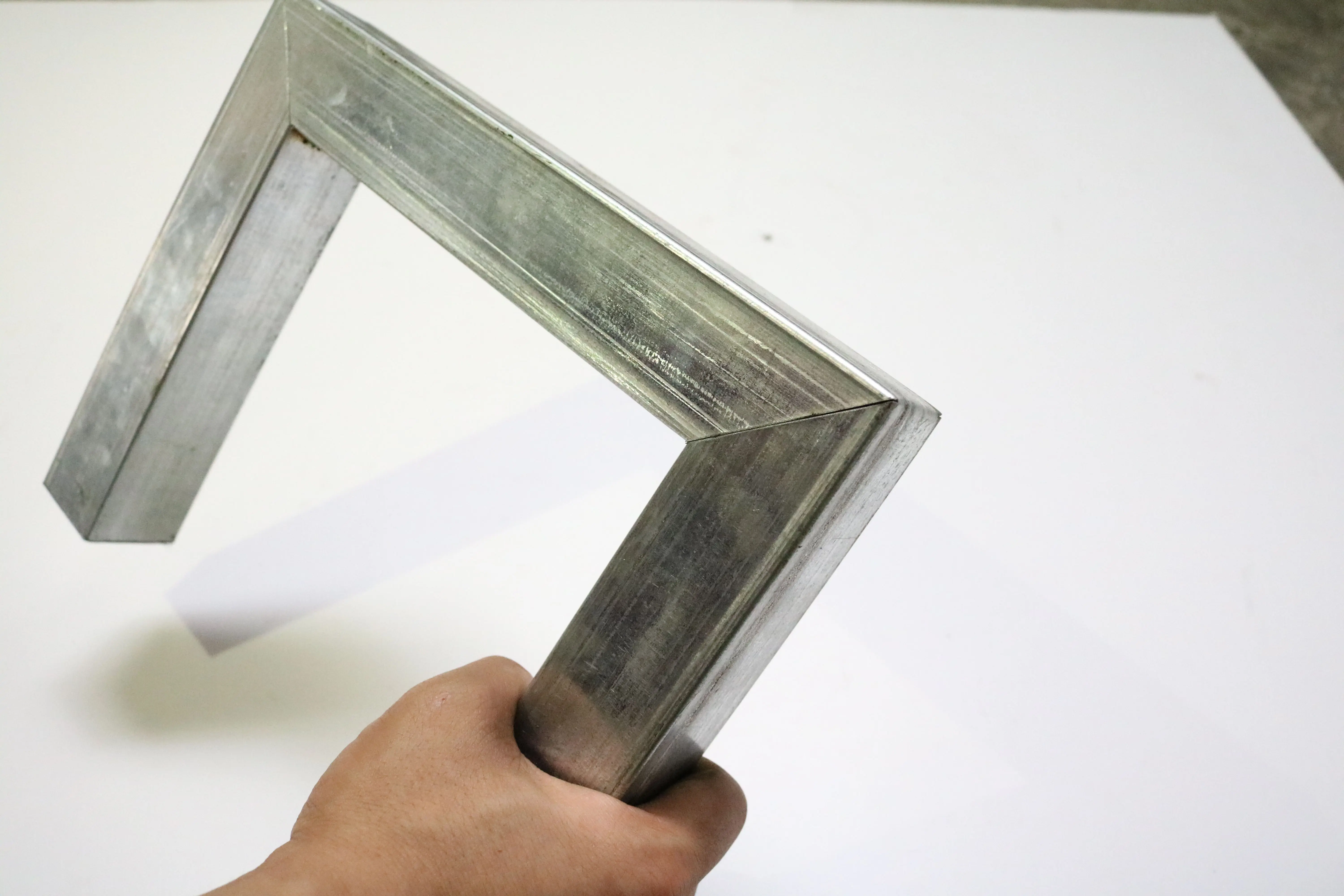 Duorui Metal Shelf Display Rack Clothes Rack making machine Square Pipe tube Hydraulic Angle Notching Machine