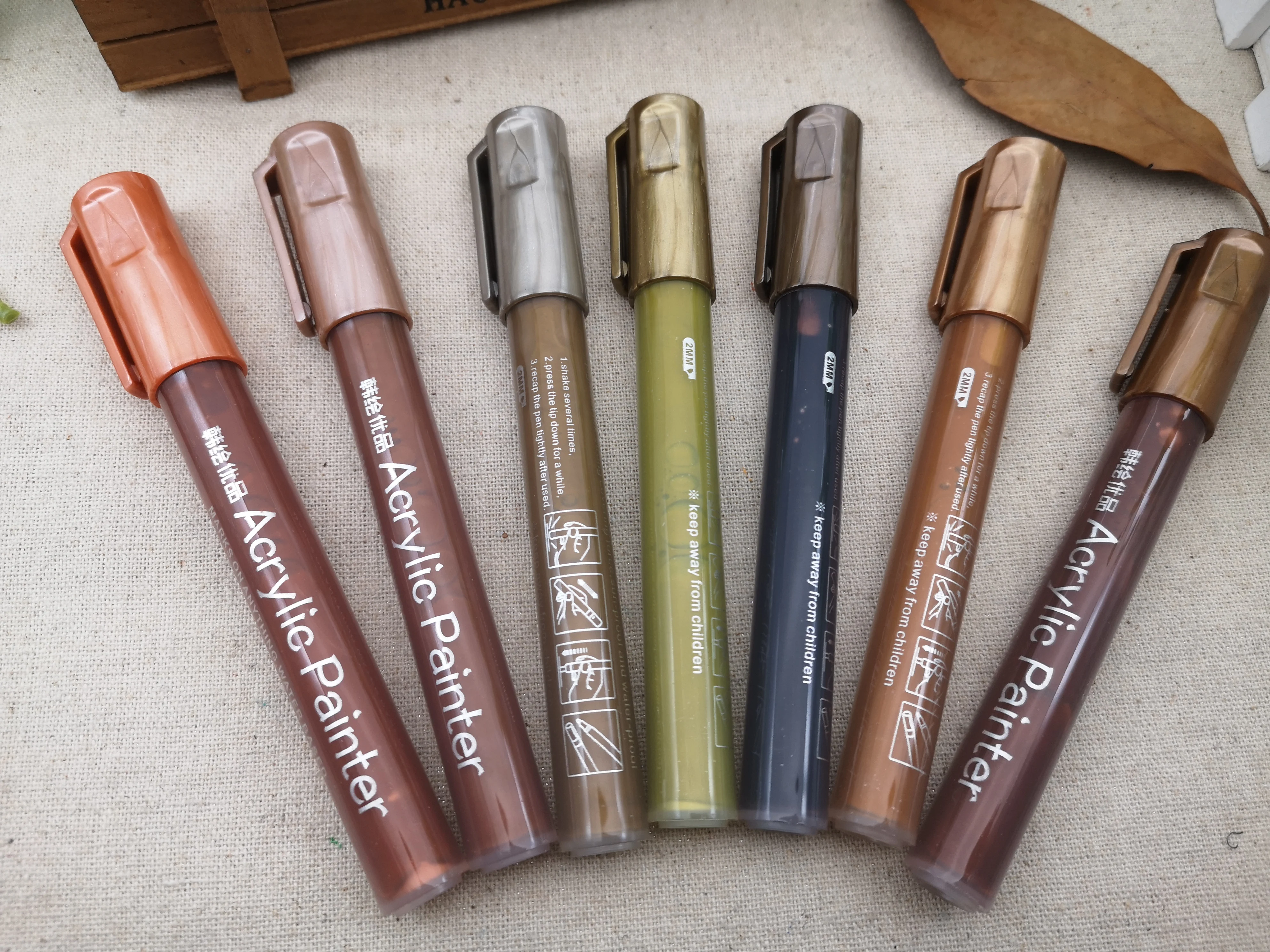 metallic waterproof  paint marker rock painting glitter pen