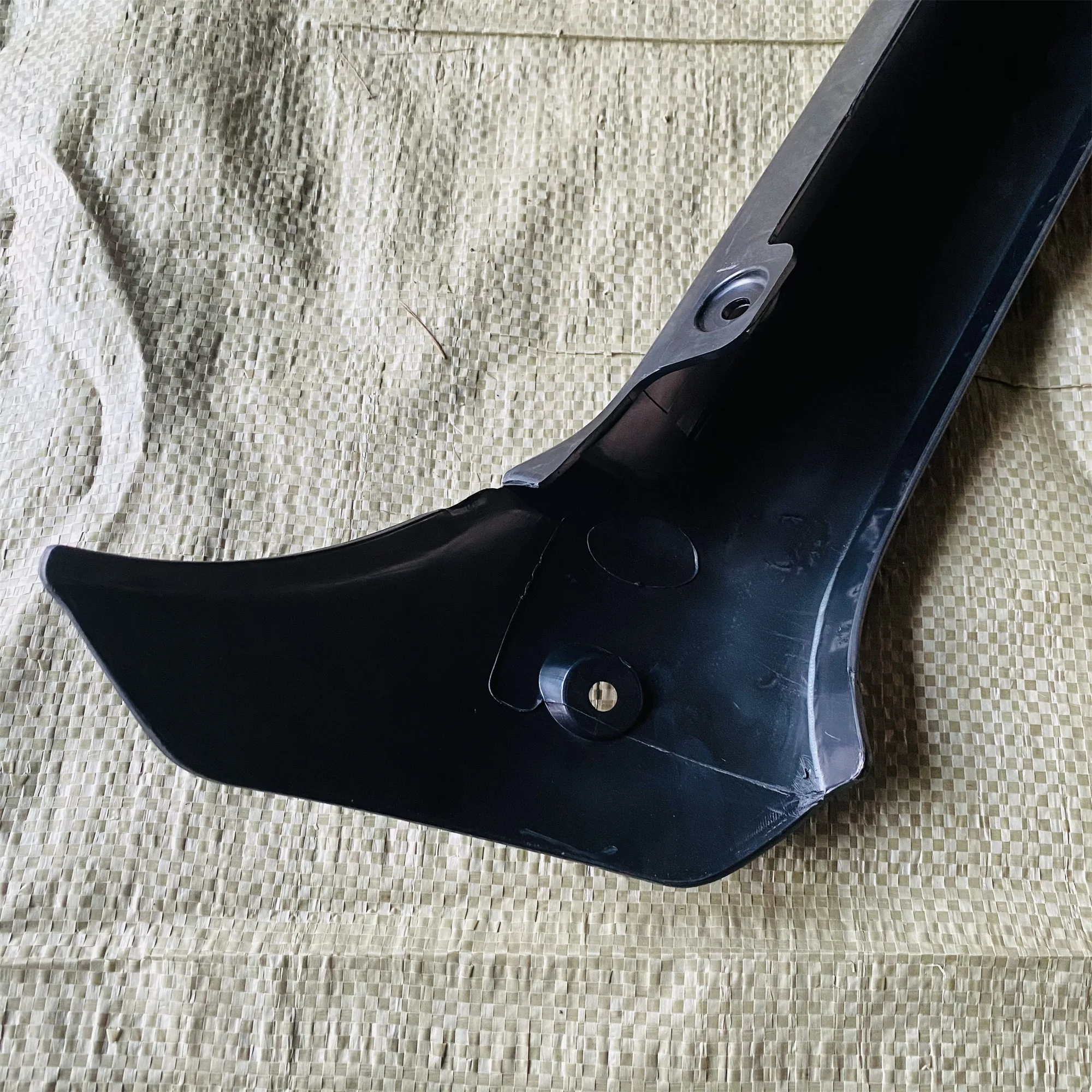 Cost-effective sinotruk howo truck spare partsWG1671110120 A column glass decorative panel a-pillar trim panel