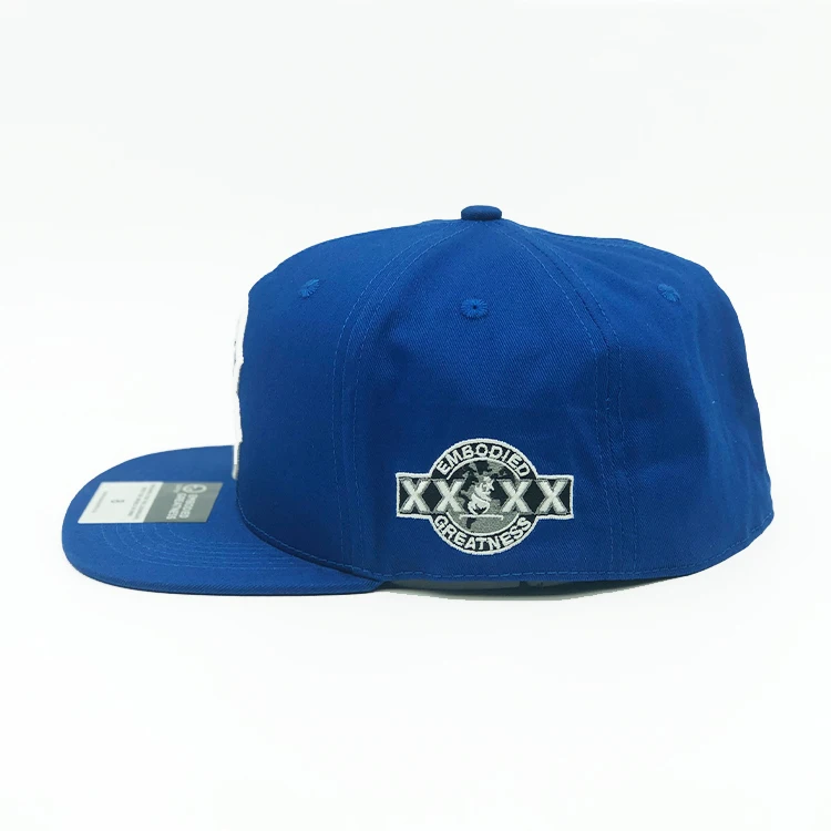 Luxury Adjustable Solid Color Hip Hop Flat Brim 6 Panel  Cotton 3D Embroidery Logo Snapback Caps