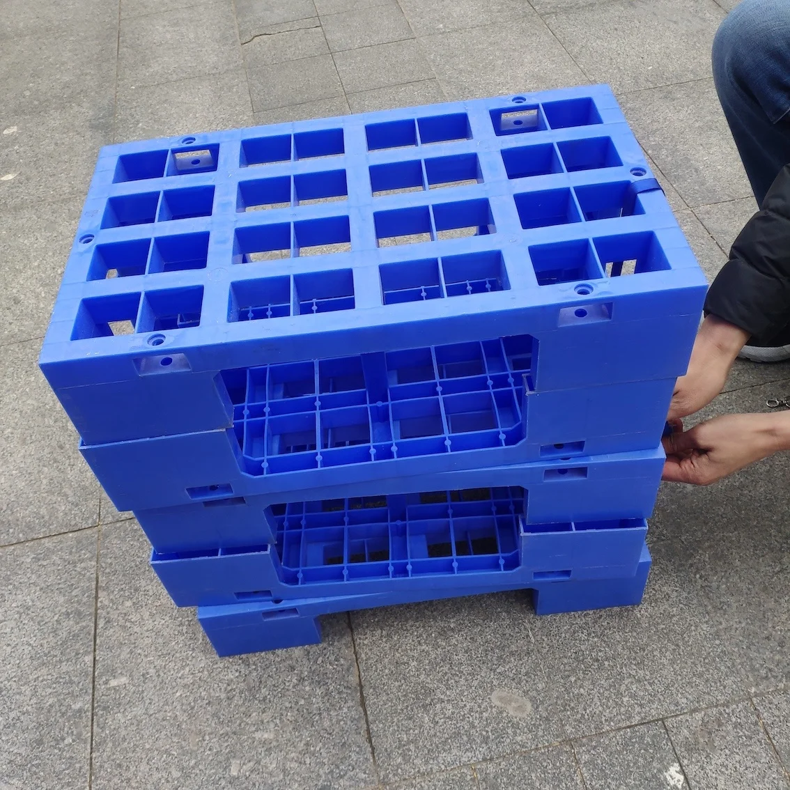 
OEM factory customized multipurpose durable small size plastic pallets 