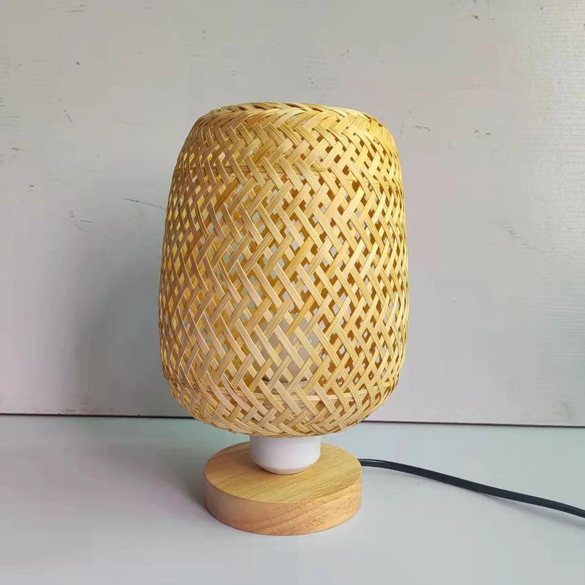 Handmade Natural Woven Lamp Japanese Restaurant Decorative Lighting Wooden Bamboo Chandeliers Creative Rattan Pendant Light