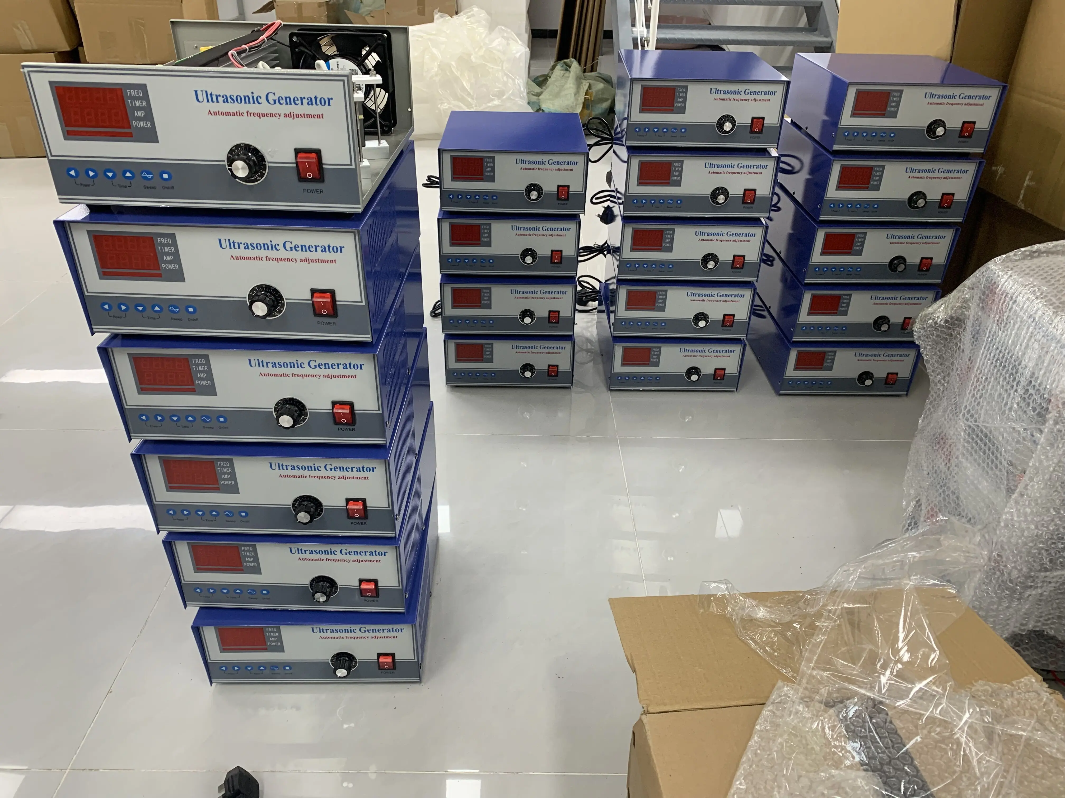 Ultrasonic Generator 20-40Khz 0-3000w Power And Frequency Adjustable For DIY Cleaning Tank