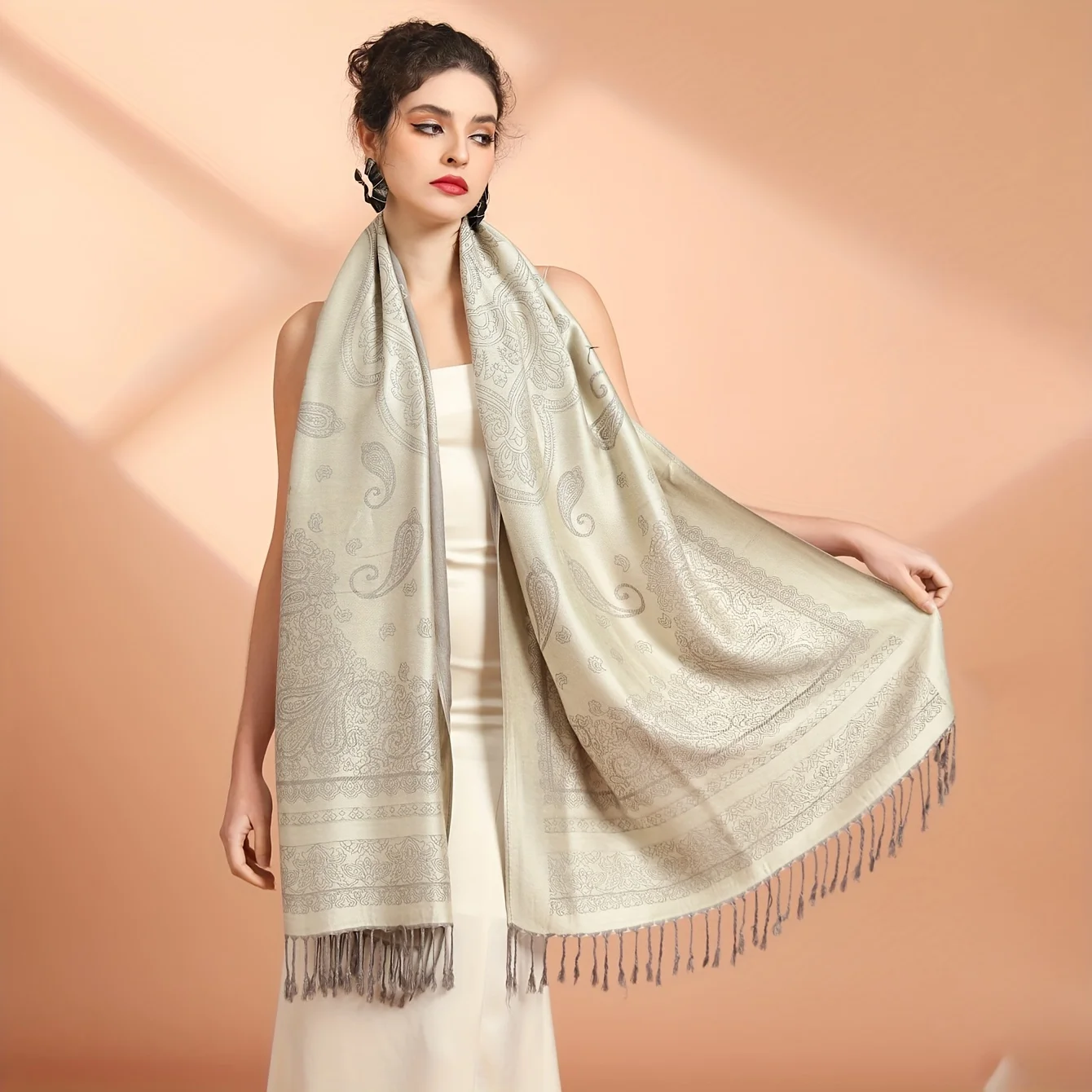 Hot Selling Fashion Dark Olive Ethnic Scarves Vintage Soft Silky Reversible Paisley Pashmina Shawl Wrap Scarf With Tassels