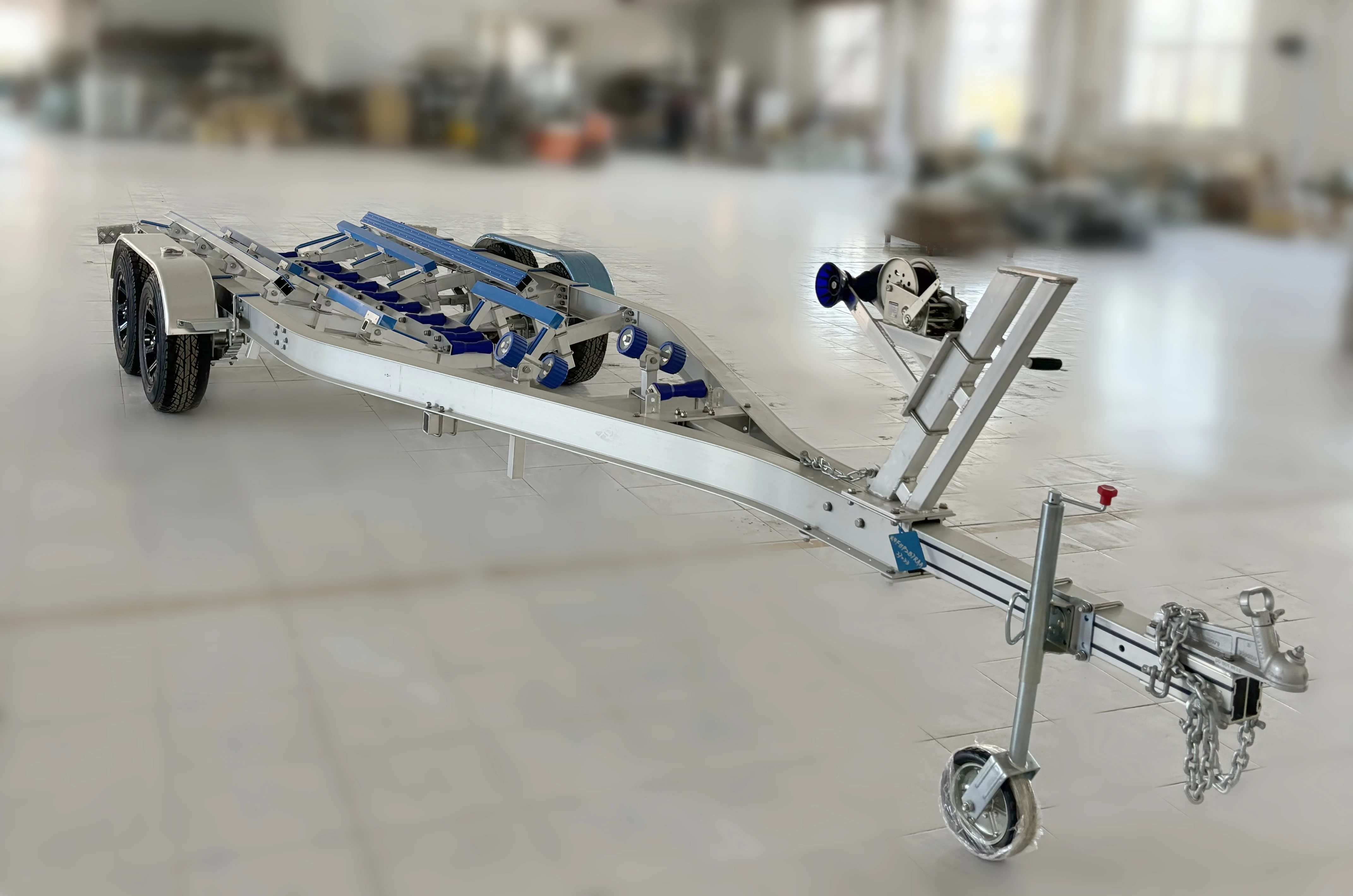 HOT SALE 28ft tandem axle  with poly bunks made in China