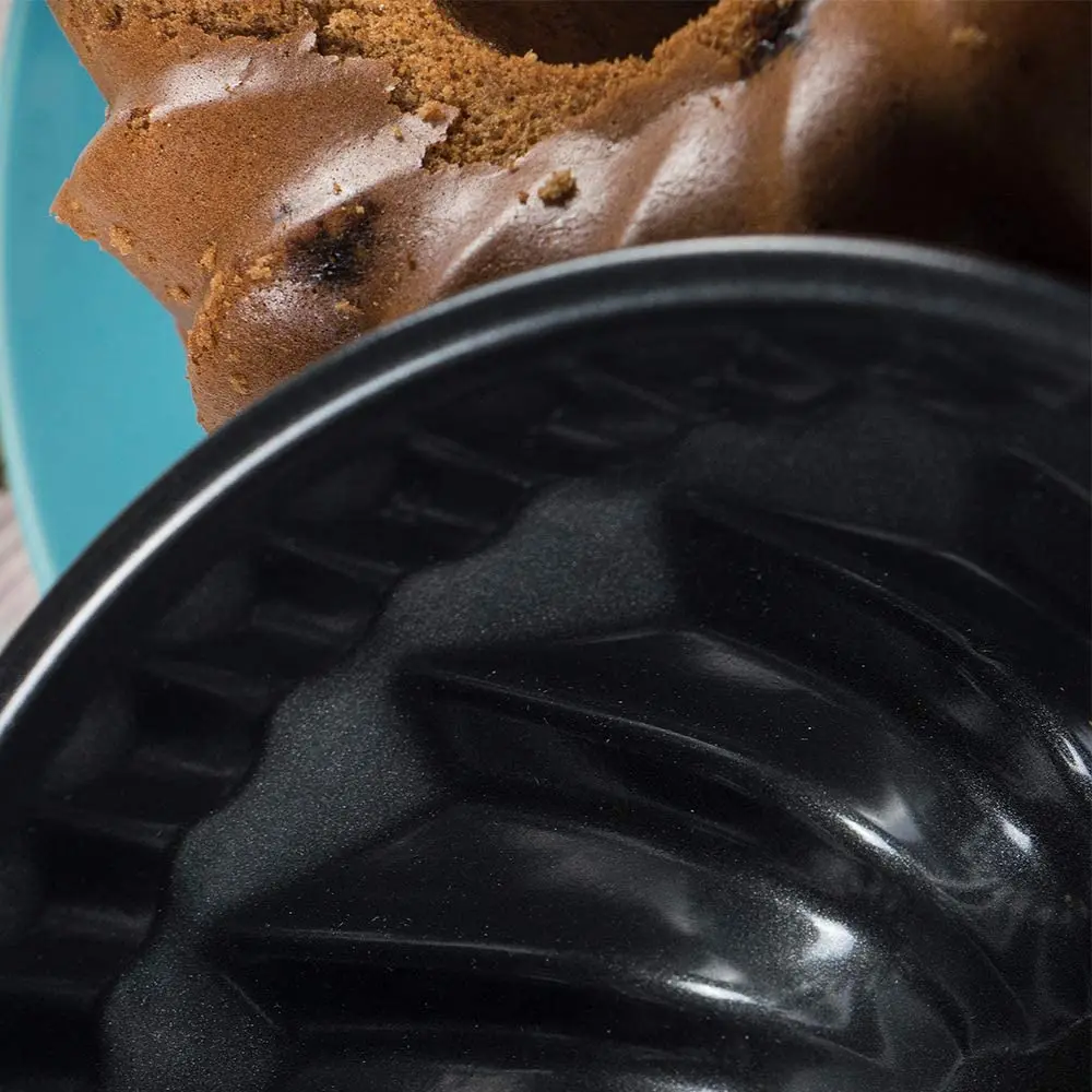Promotional Price carbon steel ceramic bundt pan 9 inch bundt cake pan metal