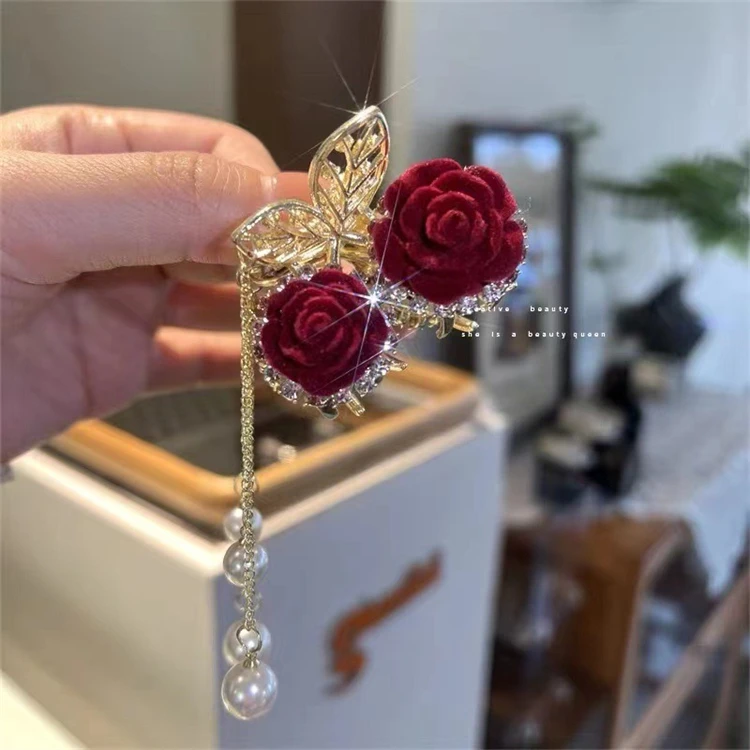 Wholesales Custom Made Diamond Hair Accessories Women Luxury Small Metal Hair Clips Cherry Hair Claw