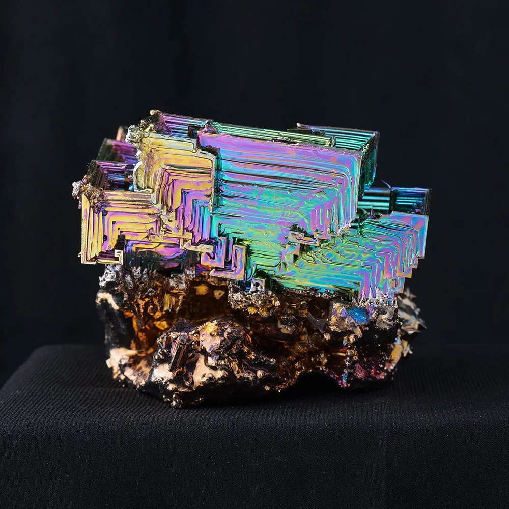 Hot selling wholesale natural crystal carving Bismuth ore tower spiritual healing home decoration
