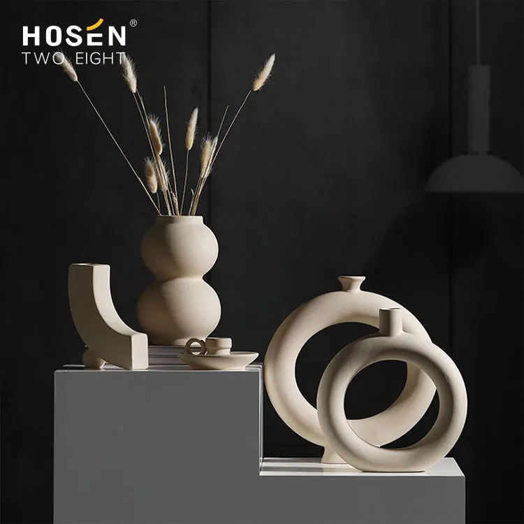 Home Accessories Minimalist Room Decor Unique Design Irregular Ceramic Vase New Fashion Flower Vases Artwork House Decoration