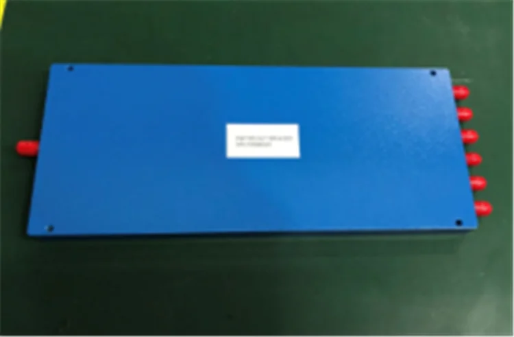 500~ 8000 MHz SMA-Female 50 Ohms Impedance Forward Power 20W & Reverse Power 1W Splitter outdoor Telecom Parts
