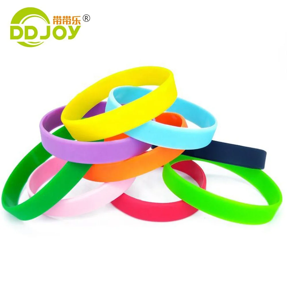 Hot Sell High Quality Custom Pattern Rubber Bracelet ,Debossed Silicone wristband