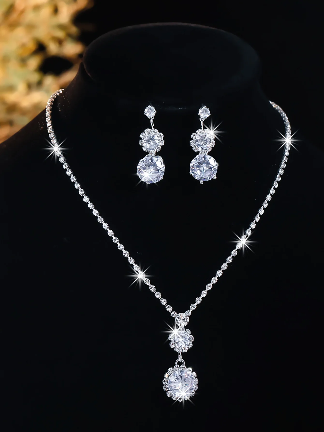 Wholesale Custom Fashion Alloy Silver Larger Drop Gemstone Crystal Bridal Women Necklace Earrings Set For Gift