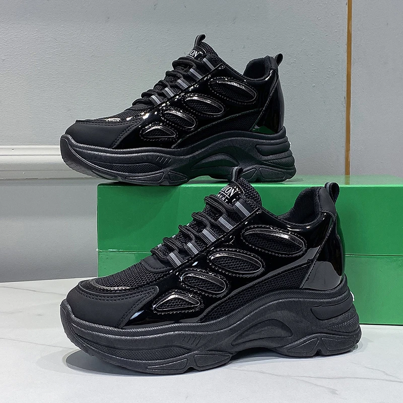 Женские сетчатые кроссовки на танкетке, повседневные дышащие спортивные туфли на шнуровке, со скрытым каблуком, увеличивающие рост, 2022