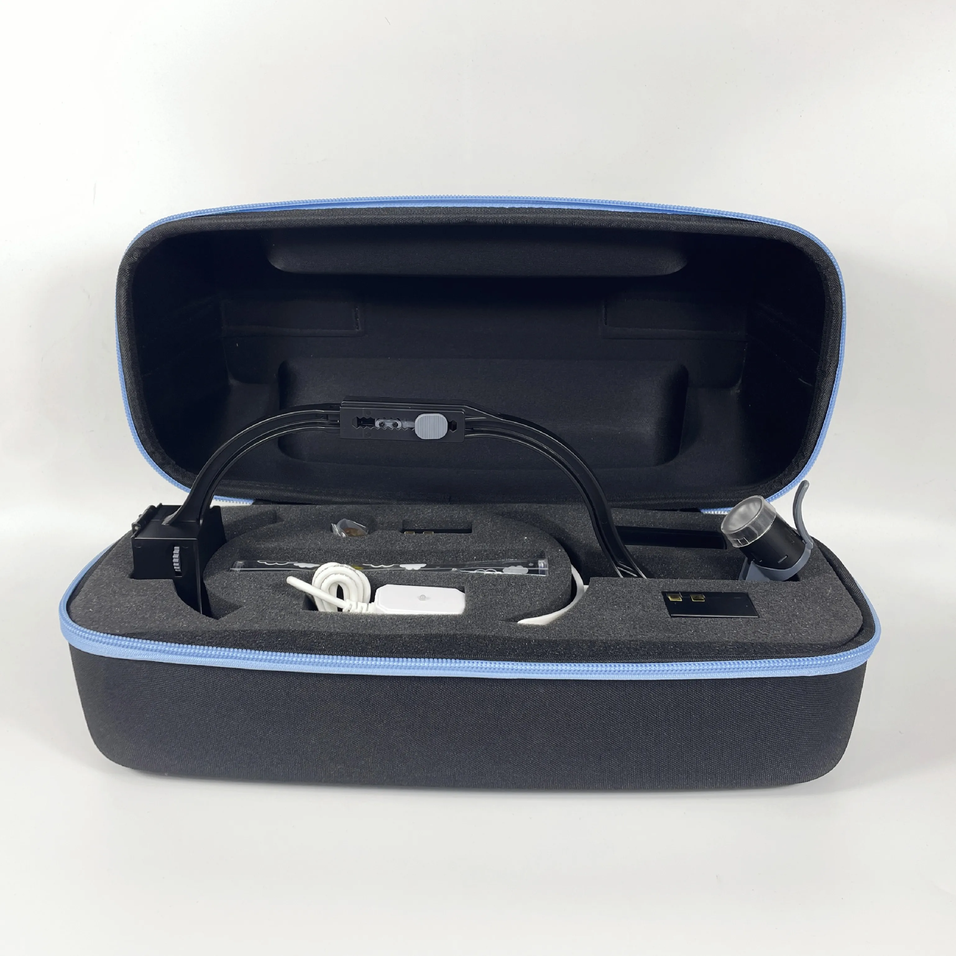 Mamang Advanced handbag with surgical headlights can accommodate 2.5X/3.5X magnifying glass lenses