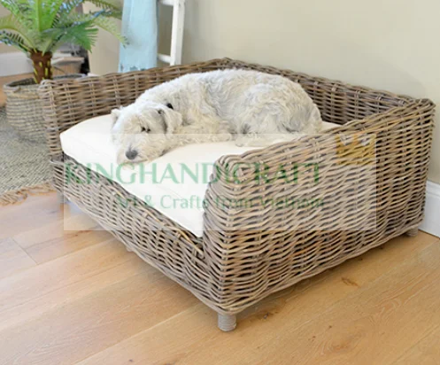 Wicker sofa for Dogs and Cats Accessories for Pet Natural Rattan Pet Bed with Cushion pet bed wholesale OEM