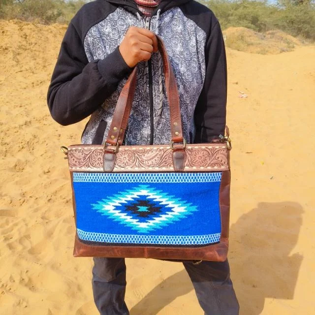 New Arrival Western Navajo Handmade Aztec Tooled Leather Fringe Tote Bags Hot Selling Women Shopping Bag Vintage Style Tote Bag