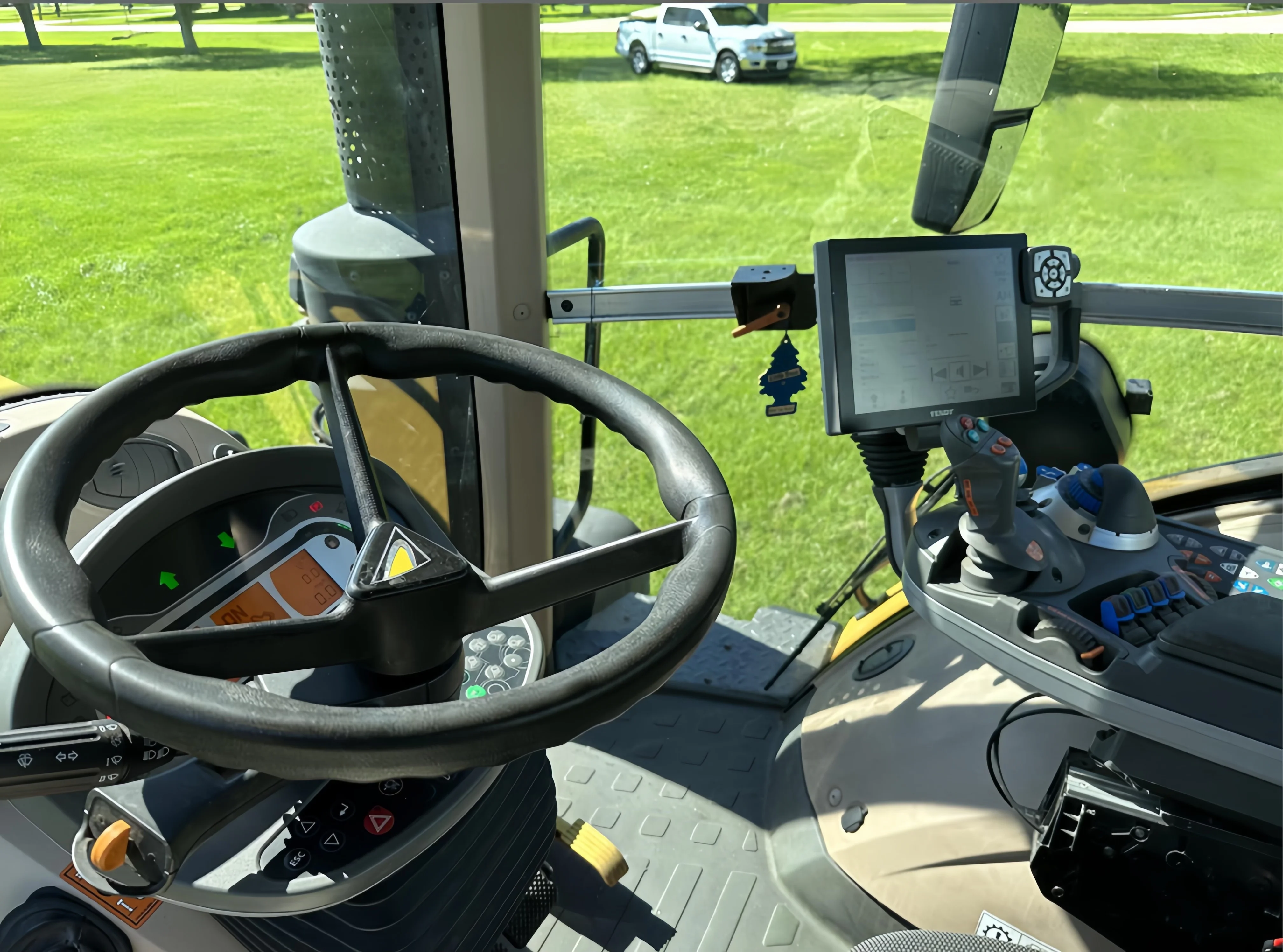 High Quality Second Hand 2020 Challenger 1042 Farm Tractor Agricultural Tractor Ready to Ship