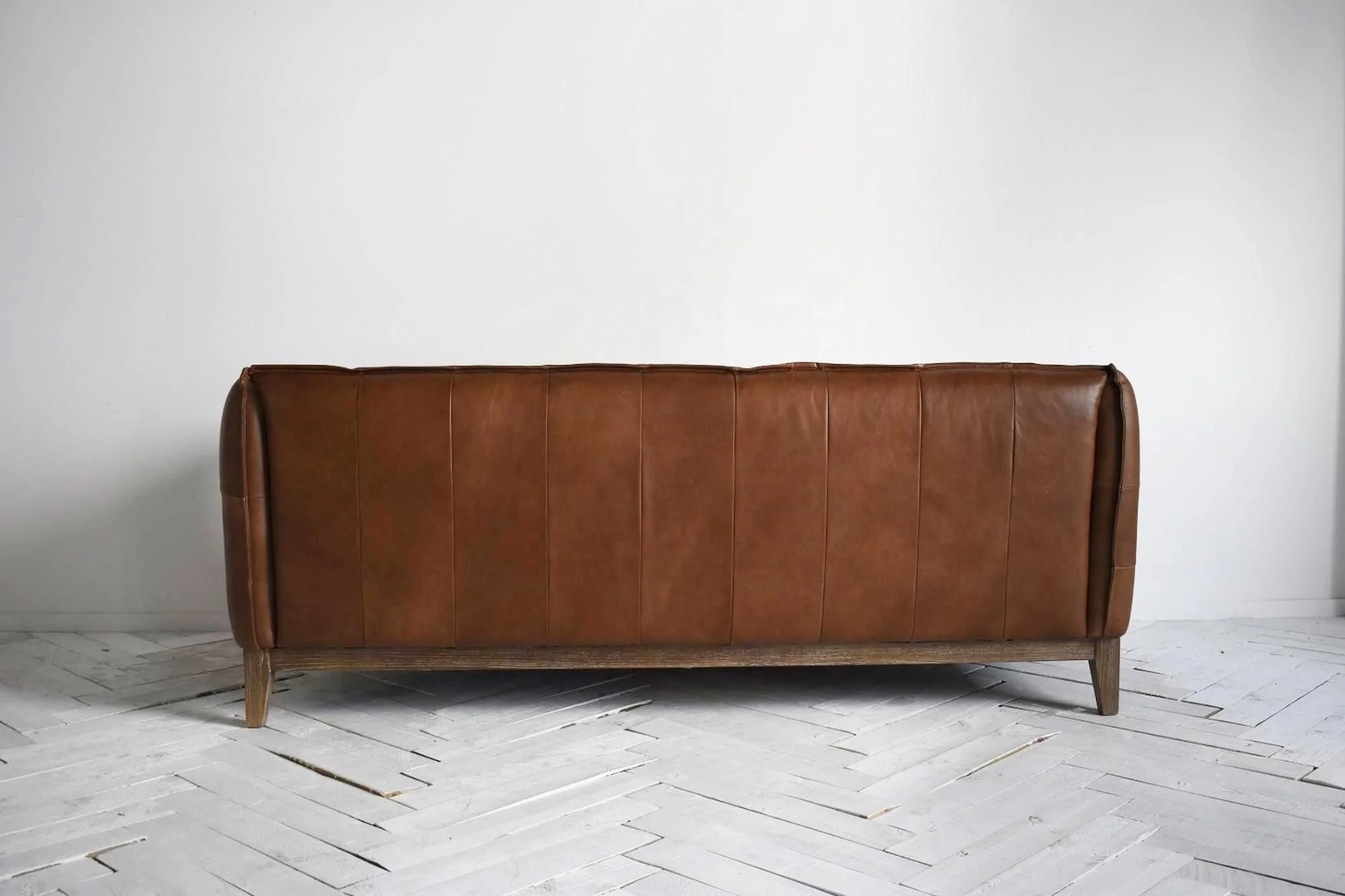 2022 NEW LATEST MODERN DESIGN PURE LEATHER AND WOOD CHESTERFIELD-LIKE STATIONARY SOFA WITH BUTTON TUFTING