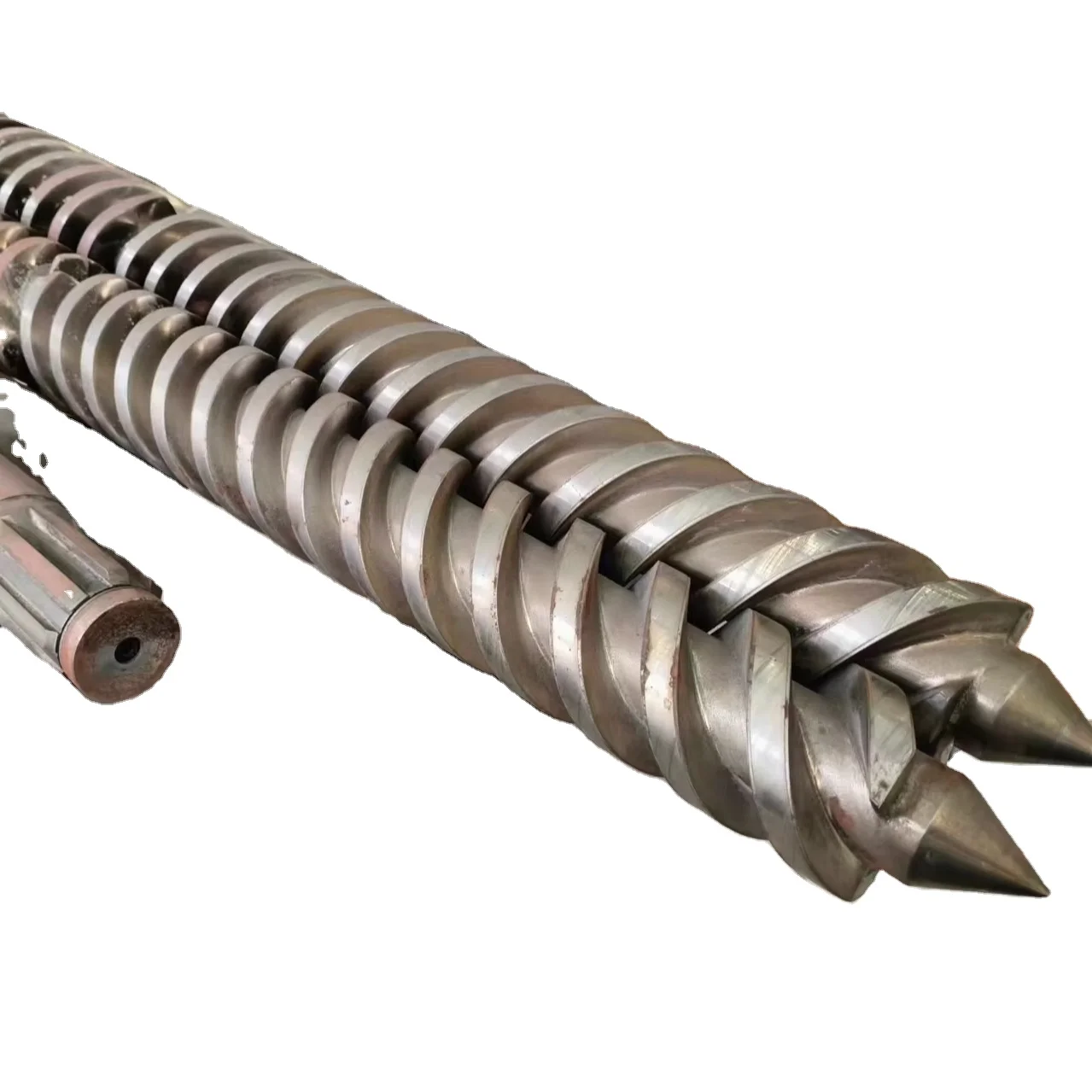 Двойной винт в экструзионной машине