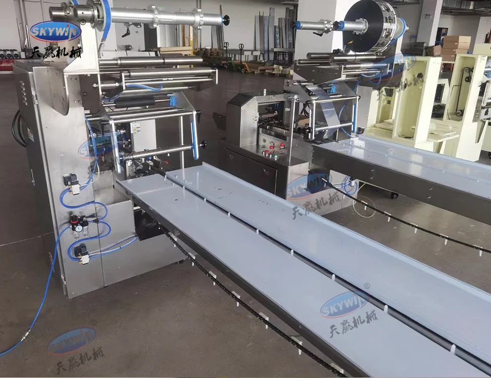 Automatic Loading Pilepack Biscuit Feeding and Packing Machine Two SK-530 biscuits packaging equipment (6 lanes auto feeder)
