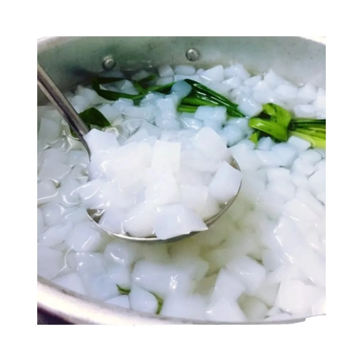 Uniform Size Evenly Factory Directly  Raw Nata De Coco Snack Soft Drinks Manually Filtered Manually Sorted