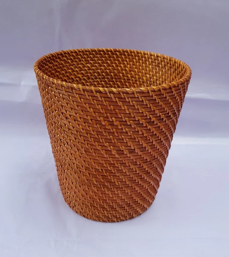 High quality Full rattan wicker laundry basket for storage homeware with lids made in Vietnam