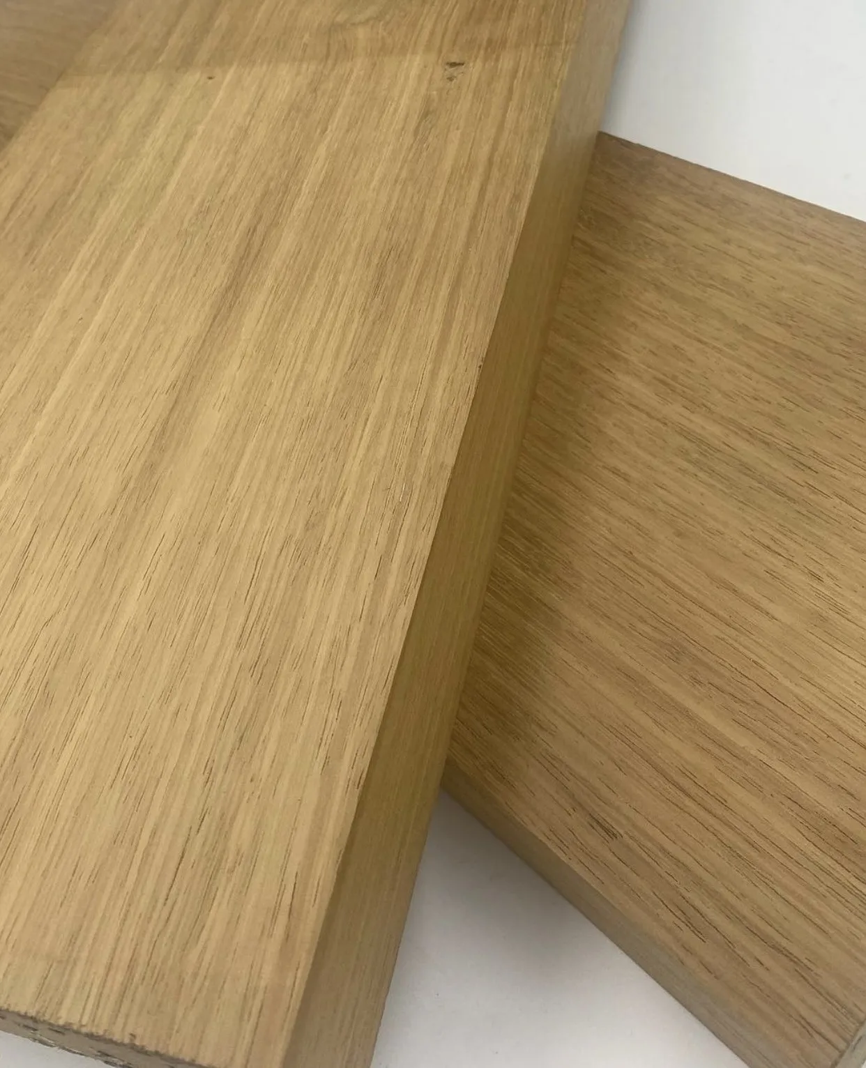 Iroko Pressure Lumber Africa Wood Hardwood Flooring Block Board Wooden Solid Hardwood Lumber Wood for Construction