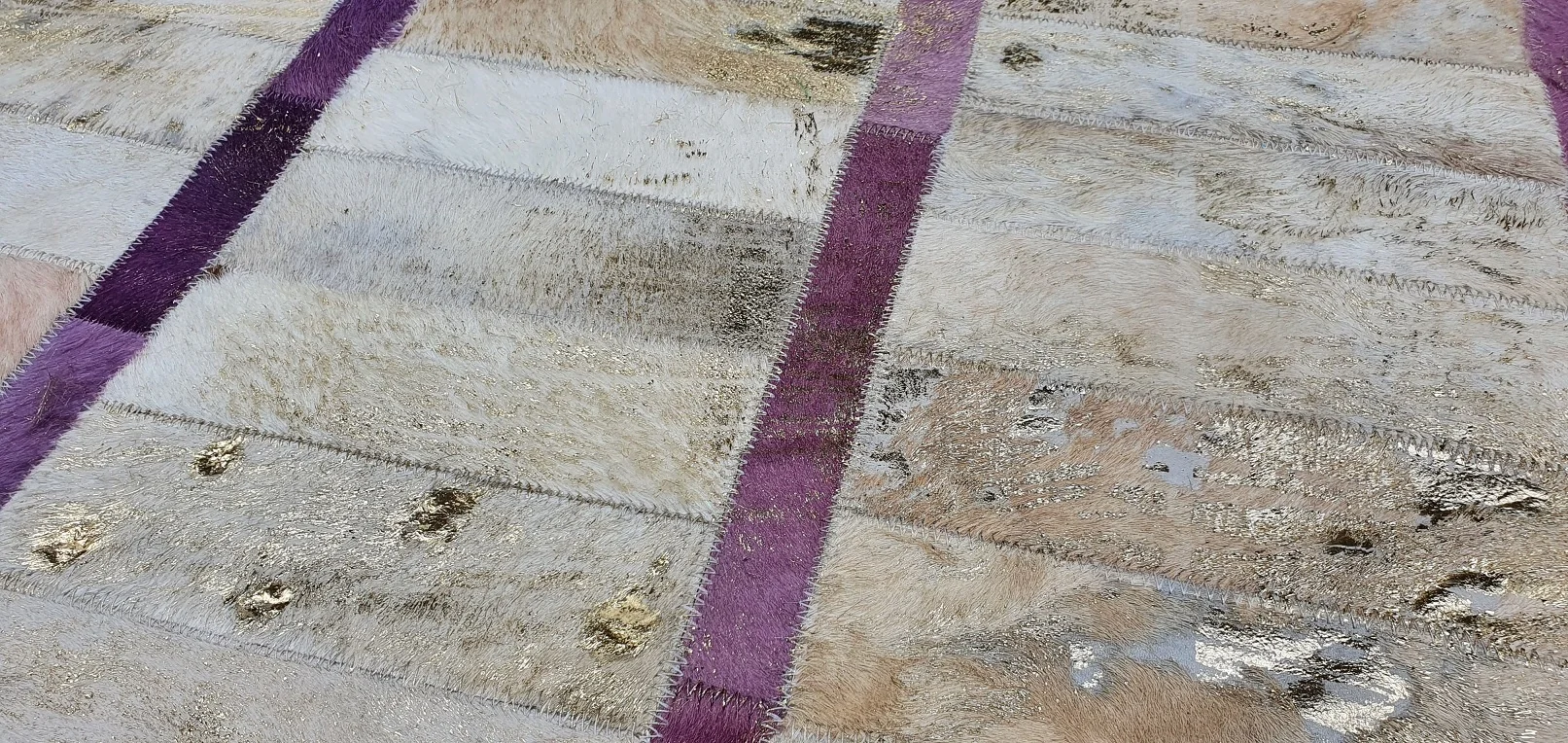 Luxury Acid Washed Dyed Cowhide Leather Patchwork Rugs Handmade Gold Devore Hair on Carpets for Home & Commercial Decor