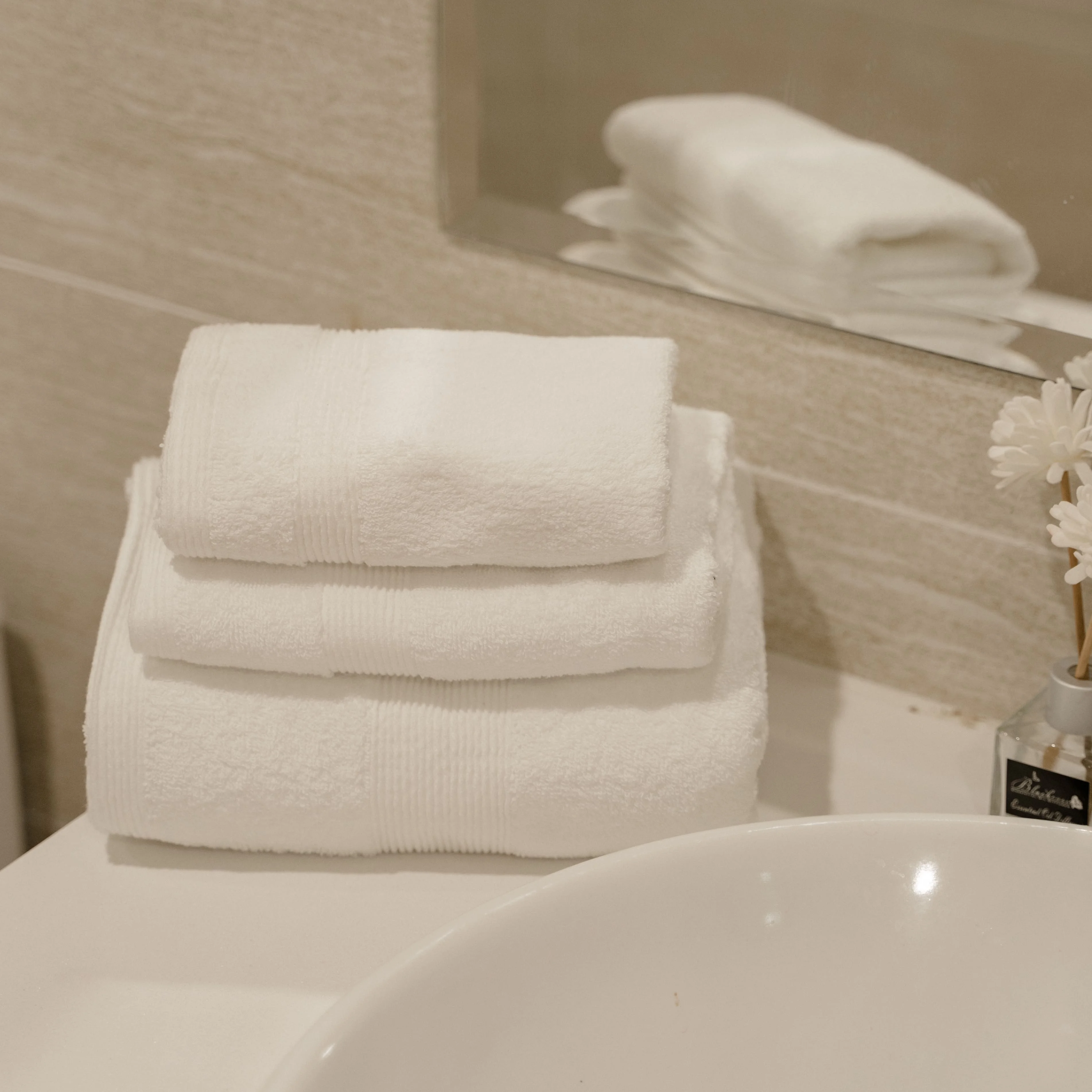 MA46.1 Cotton bath towel factory price luxury hotel towel OEM ODM accept customized logo print