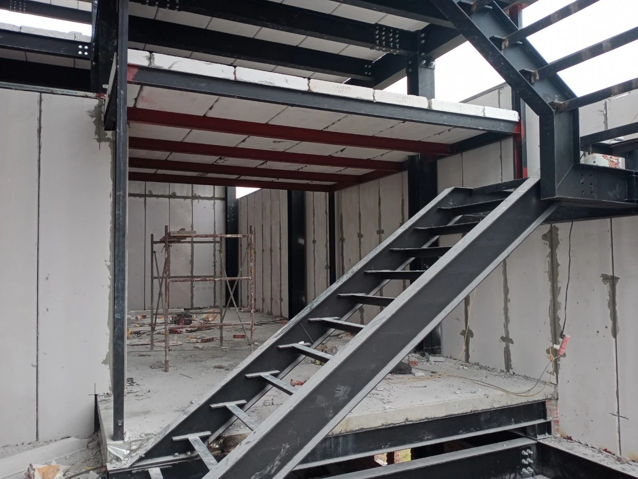 Modern 14mm Non-Asbestos Fiber Cement Board Industrial Design Style with Perforated Feature Factory Price for Building Flooring