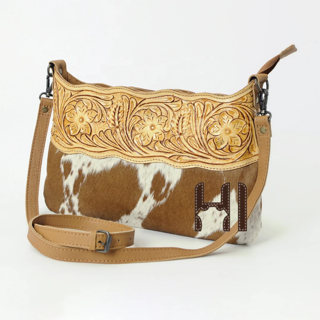 Trending Cowhide Hair on Leather Purse Cowhide Fur Western Cowgirl  Shoulder Bag Women Girls Crossbody Bag Custom Design Fringes
