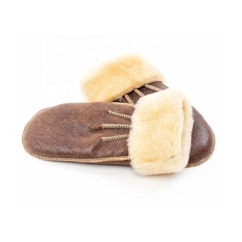 Outdoor Fashion Women Touchscreen Suede Leather Full-Finger Fur Sheepskin Winter Breathable Leather gloves from Pakistan