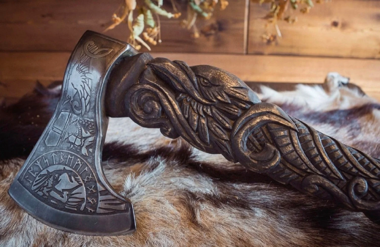 Единство ручная работа 5160 сталь ручной работы по индивидуальному заказу с VIKING Ворон топор удивительной гравировкой ручка