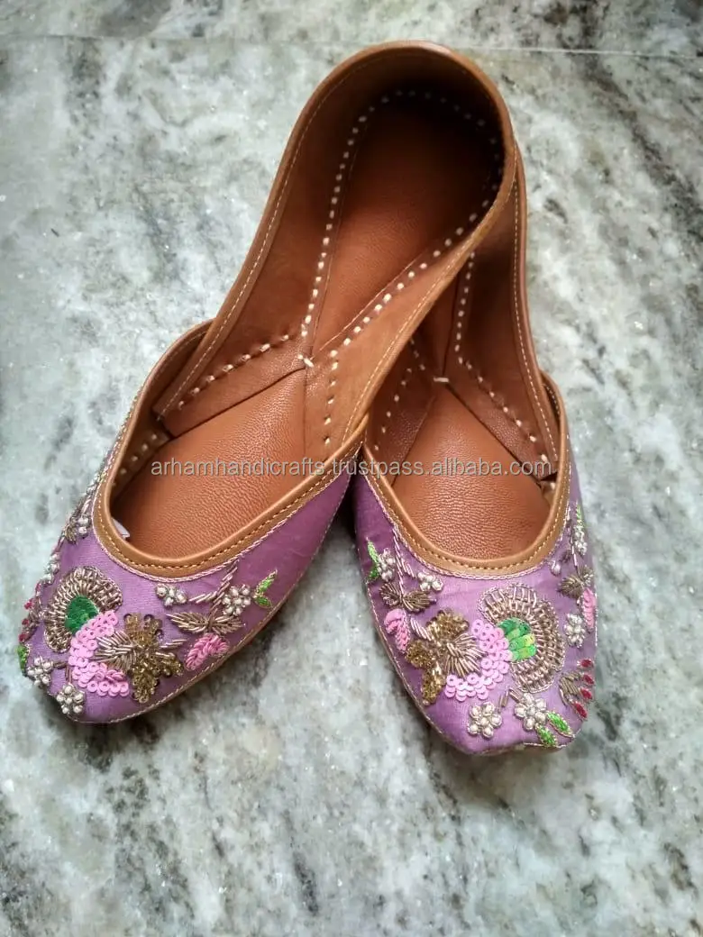 Designer Trendy Stylish Embroidery Juttis Luxury Indian Shoe with Breathable Upper Flat round Anti-Slip Insole Strap Closure