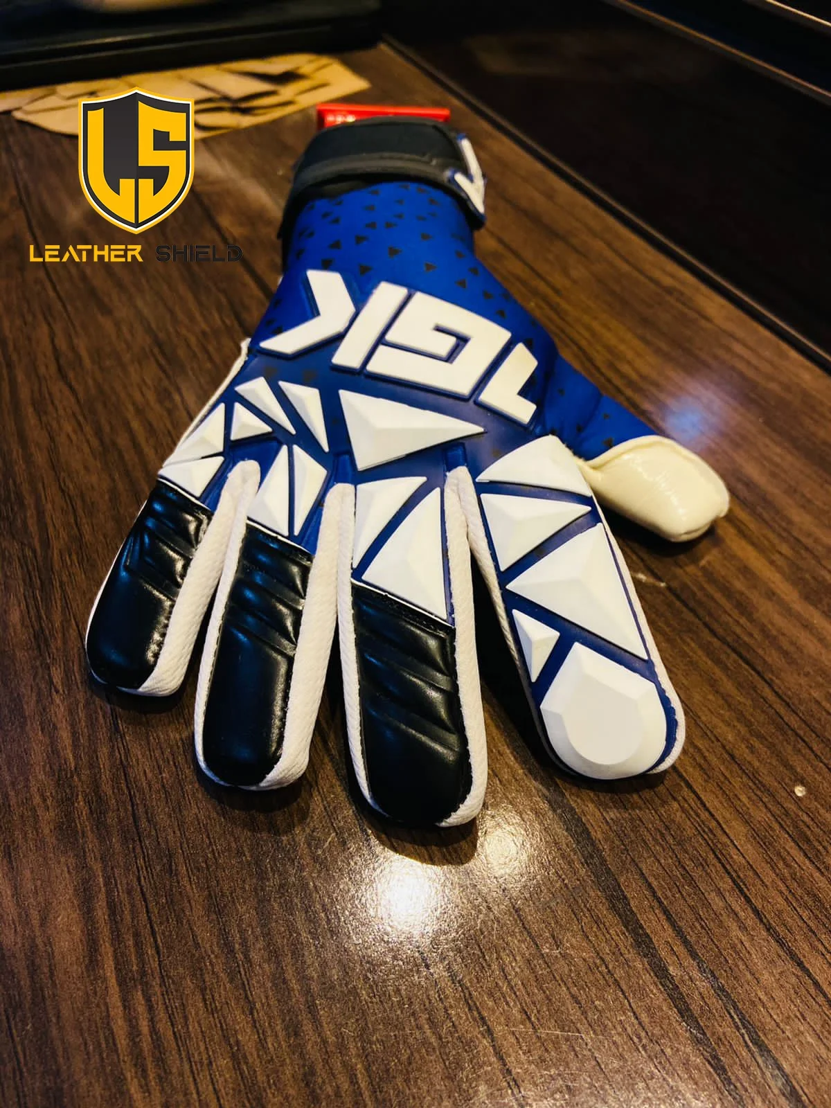 Индивидуальный заказ профессиональный выбор вратаря перчатки 1GK стиль кожаный