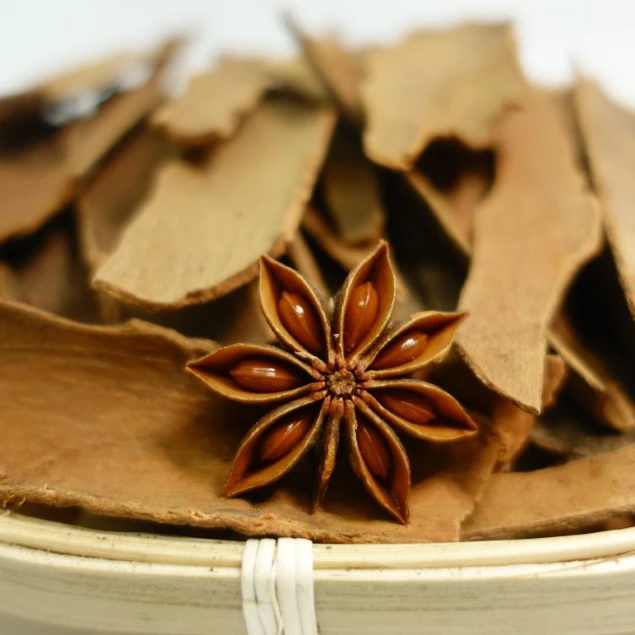 Best Quality Dried Star Anise - Certified 100% Organic - Spices & Herbs Products Superior Quality Star Anise